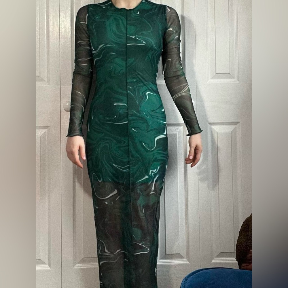 AKIRA Green Swirl Long Sleeve Dress
